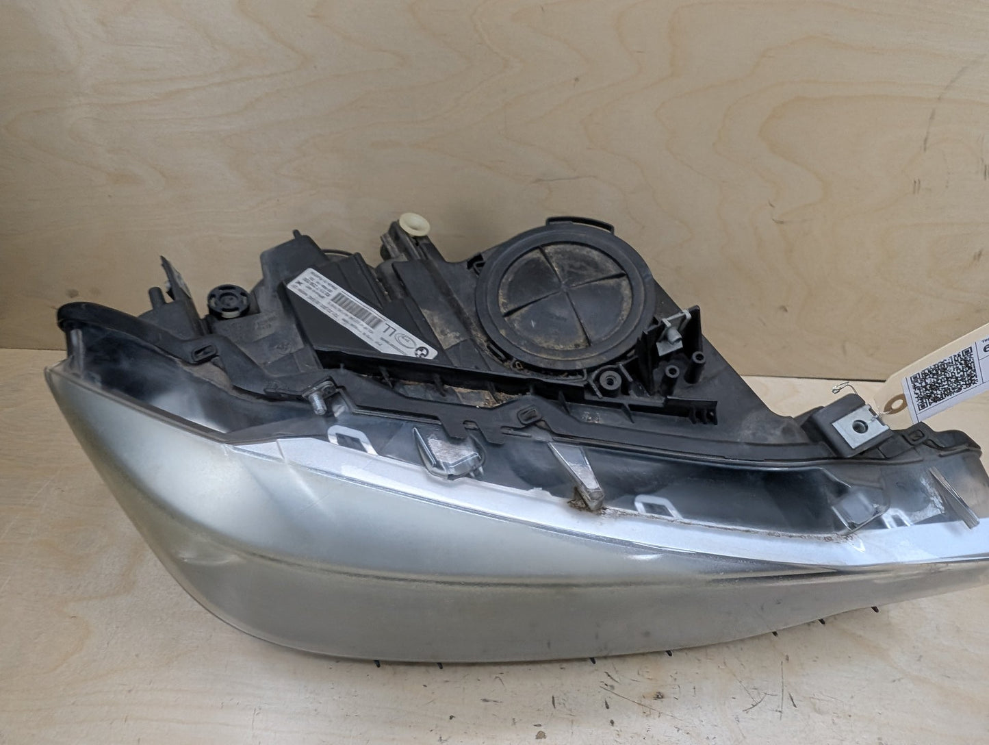 *12-15 OEM BMW F30 F31 328 335 Right Passenger Side Halogen Headlight