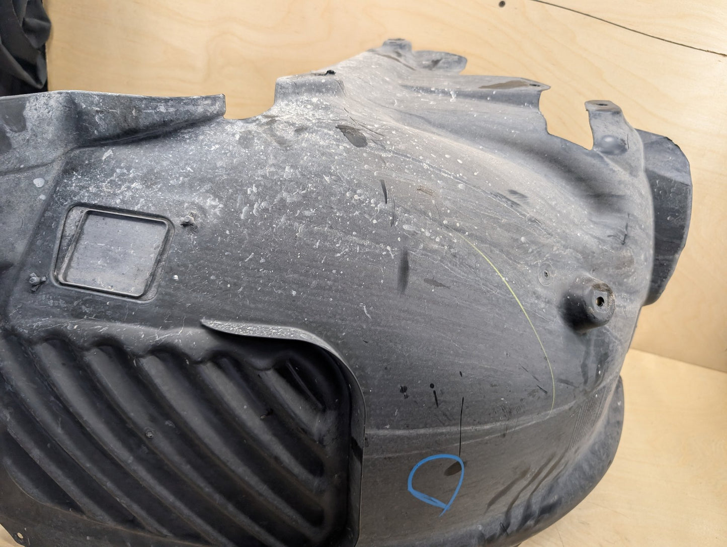 11-18 OEM BMW F25 F26 X3 X4 Front Left Driver Fender Liner Wheel Splash Shield