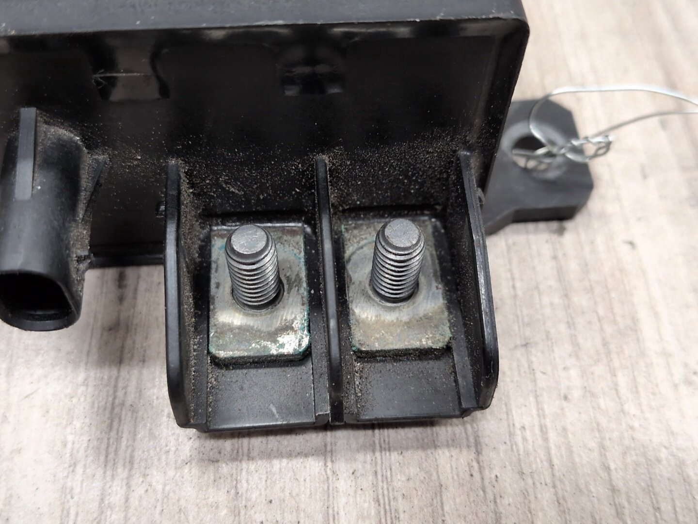 2015-2019 BMW X6 F86 Cooling Fan Relay Module 9198302