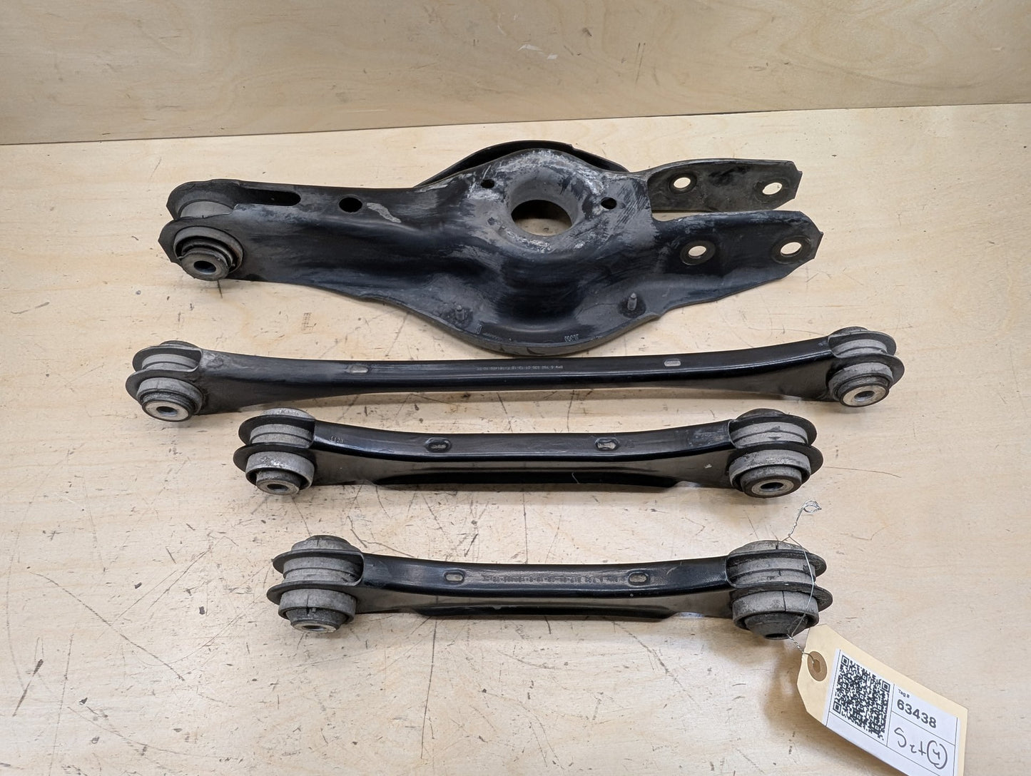 2012-2018 BMW 320i F30 Rear Left Driver Control Arms SET 6792539