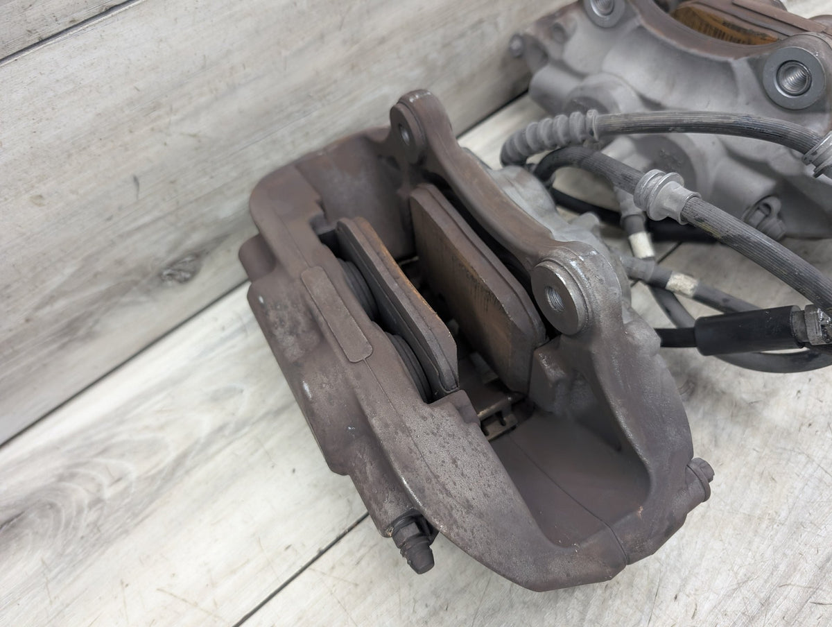 2014-2019 BMW 340 F34 Front Left Right Brake Caliper SET 6850931