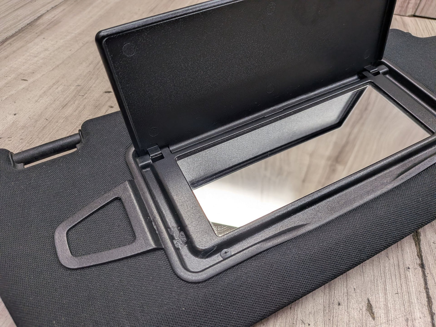 2009-2012 Mercedes-Benz E550 W212 Front Left Right Sun Visor SET A2128103710 OEM