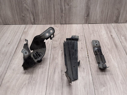 2011 - 2017 BMW X3 F25 Front Right Passenger Fender Brackets SET 7267336 N20B20O0