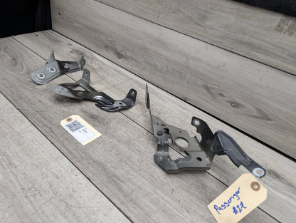 19-23 OEM BMW G20 330 M340 Front Right Passenger Side Fender Holder Bracket SET
