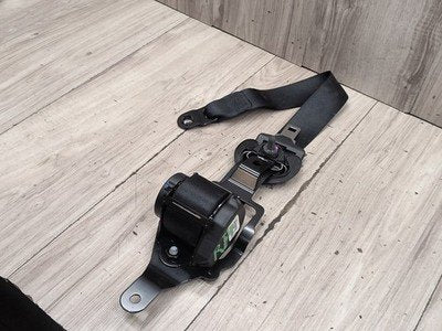 2015-2018 BMW X5 F85 Rear Right Passenger Seatbelt Seat Belt Retractor 7318376