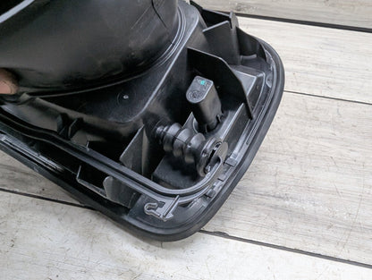 2014-2019 BMW 340 F34 Gas Cover Assembly 7278394
