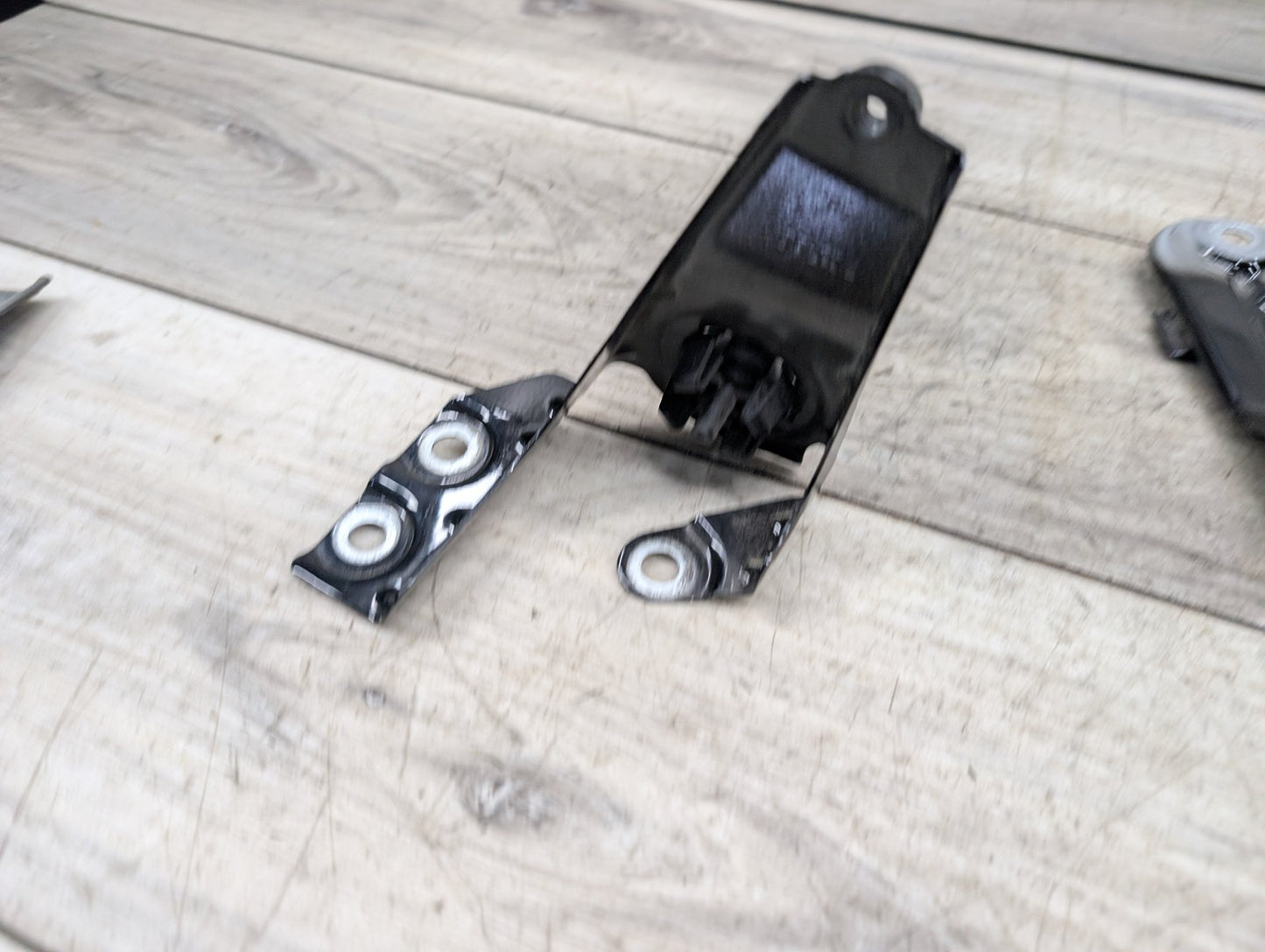 2018 - 2024 BMW X3 G01 Front Left Driver Fender Brackets SET 7397515 B46B20O1