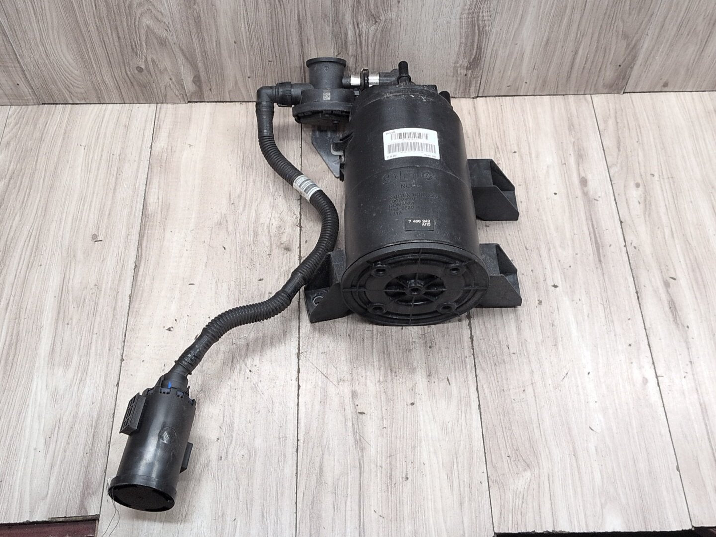 OEM BMW G20 G22 G26 G42 G80 Charcoal Filter Fuel Tank Vapor Evaporator Canister