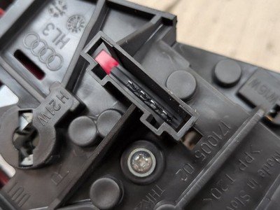 2010-2016 Audi S4 B8 Rear Right Passenger Inner Tail Light 8K5945094K OEM