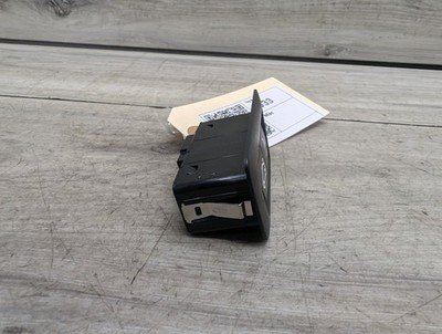 OEM BMW F02 F10 F15 F48 F90 G01 G20 G30 G80 X3 Rear Trunk Lid Center Lock Switch
