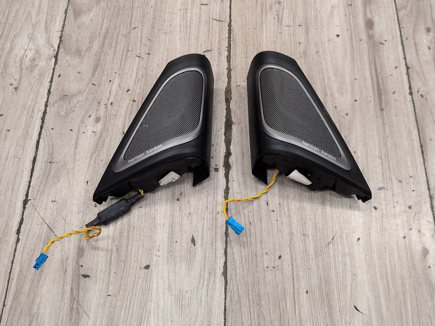 2016-2022 BMW 750i G12 Front Left Right Door Triangle Corner Speaker Assemblys SET 7458447