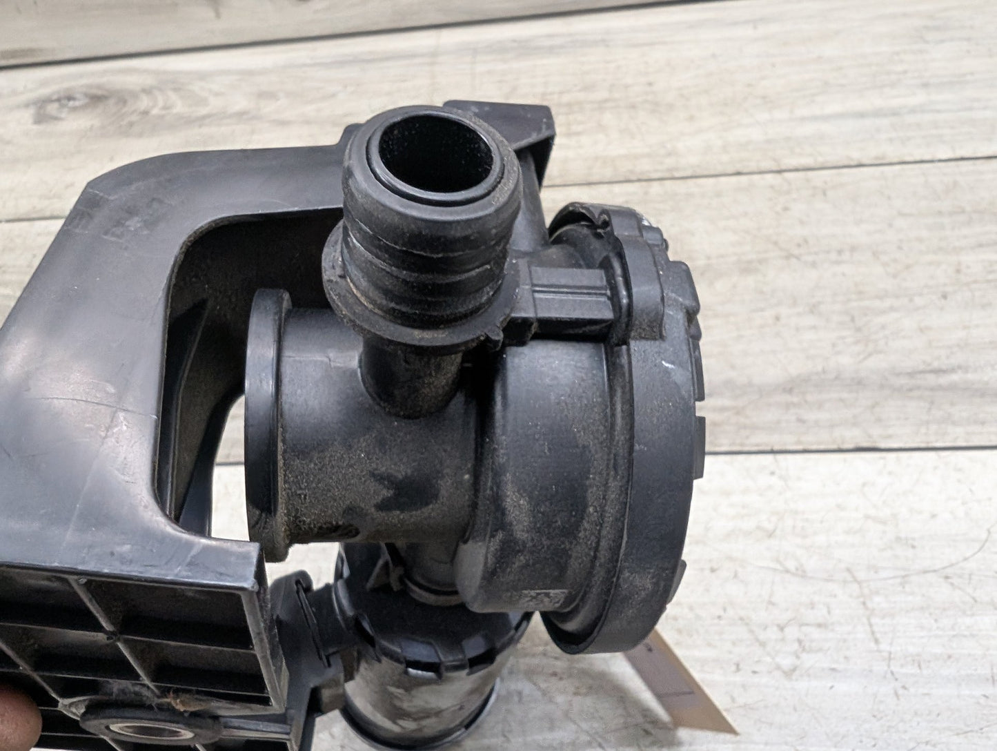 2019-2026 BMW X5 G05 Fuel Vapor Charcoal Canister 7439919