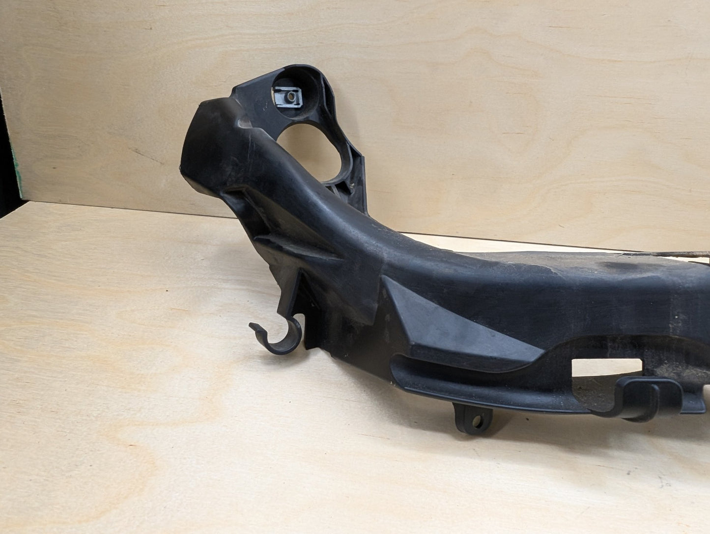 07-10 OEM BMW E92 E93 328 335 Right Passenger Headlight Bracket Carrier Mount