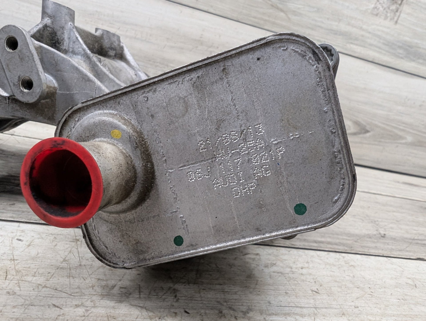 2009 - 2017 Audi Q5 8R Engine Motor Oil Filter Cooler Housing 06J903143AK EA888