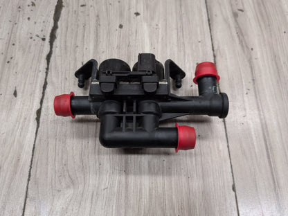 OEM BMW F01 F02 F06 F07 F10 F12 F13 M5 M6 Engine Water Heater Control Valve Pump