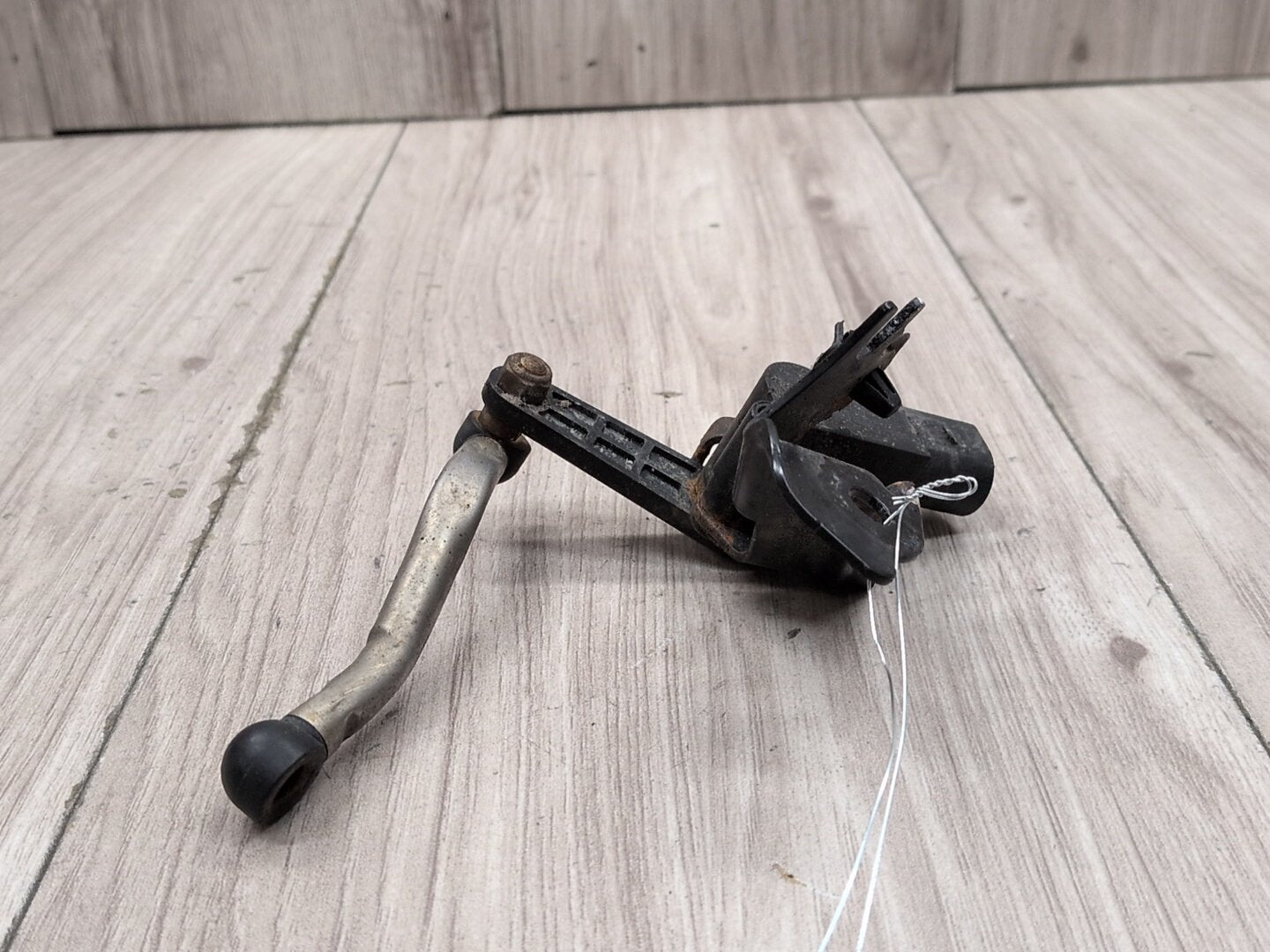 2008 - 2017 Audi S5 8T Suspension Height Level Sensor 1T0907503A