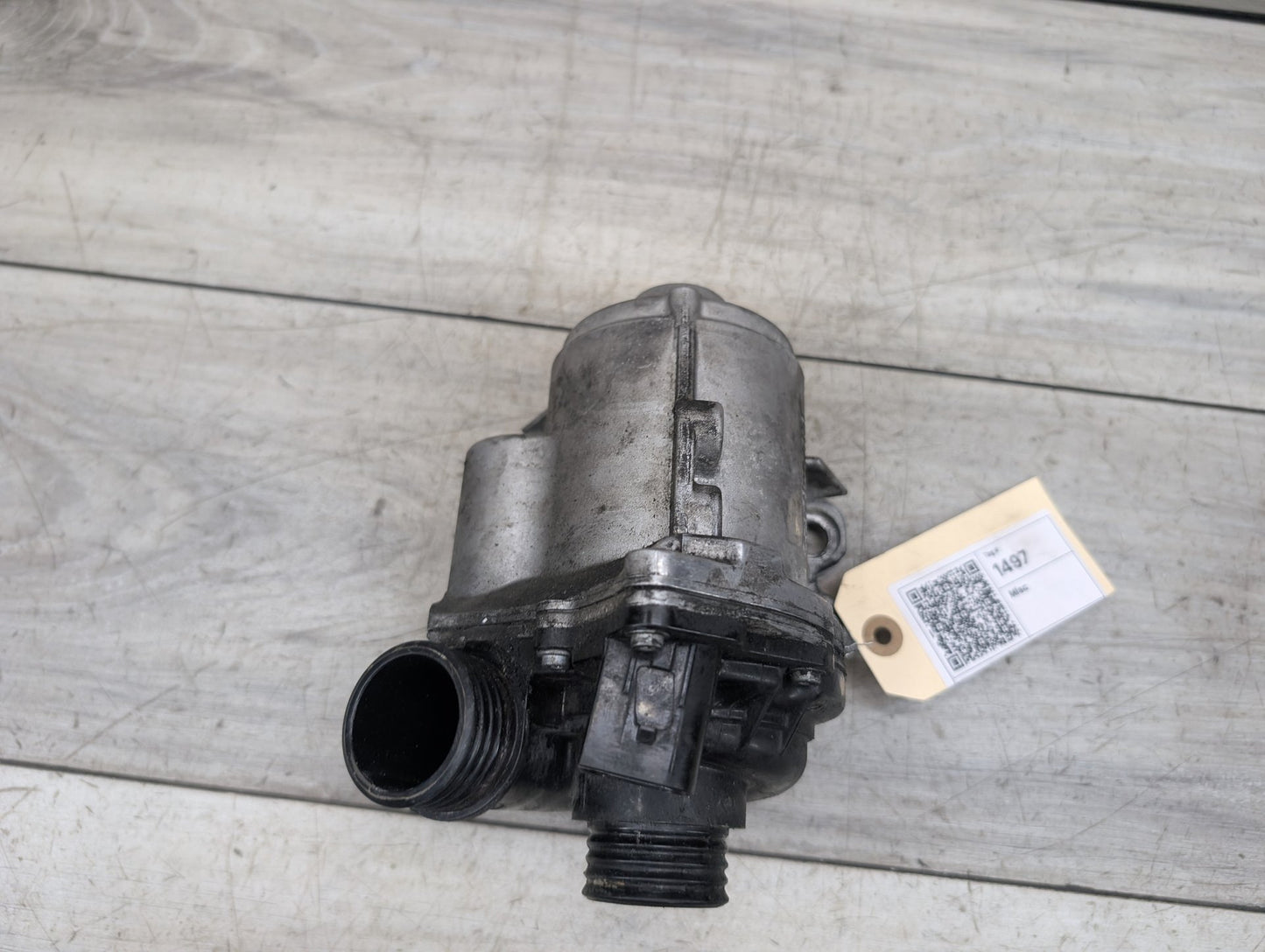 2014 BMW F10 535i Engine Motor Cooling Auxiliary Water Pump 8635090
