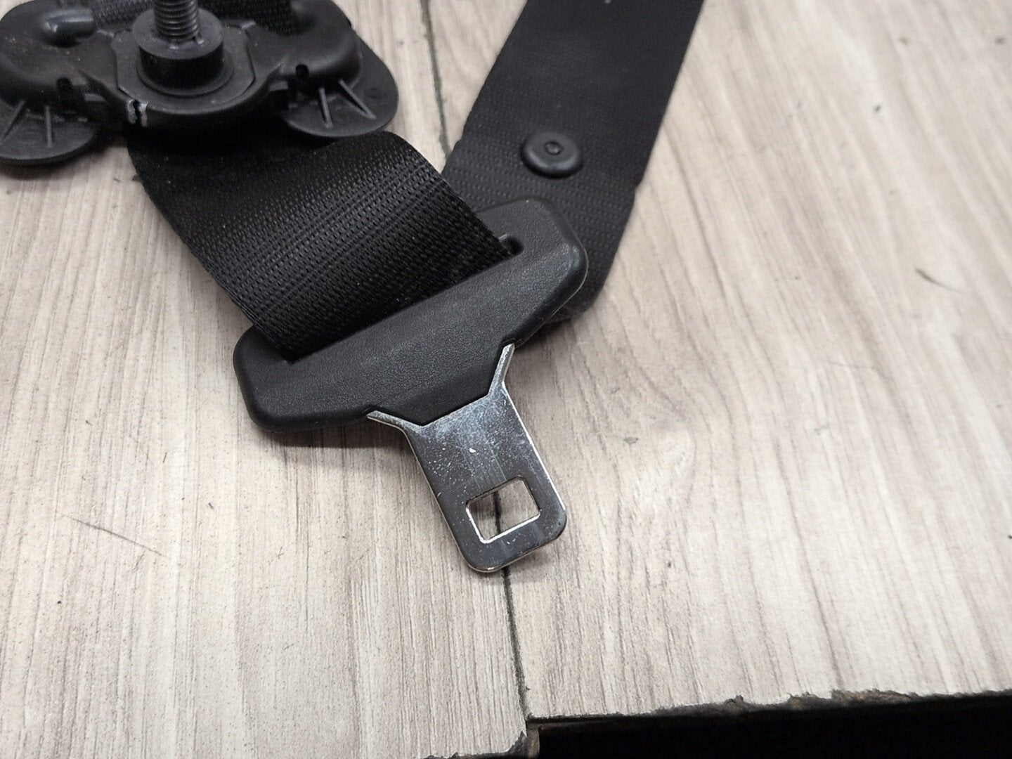 14-20 OEM BMW F22 F32 F82 M4 430 440 Front Left Driver Seatbelt Retractor Black