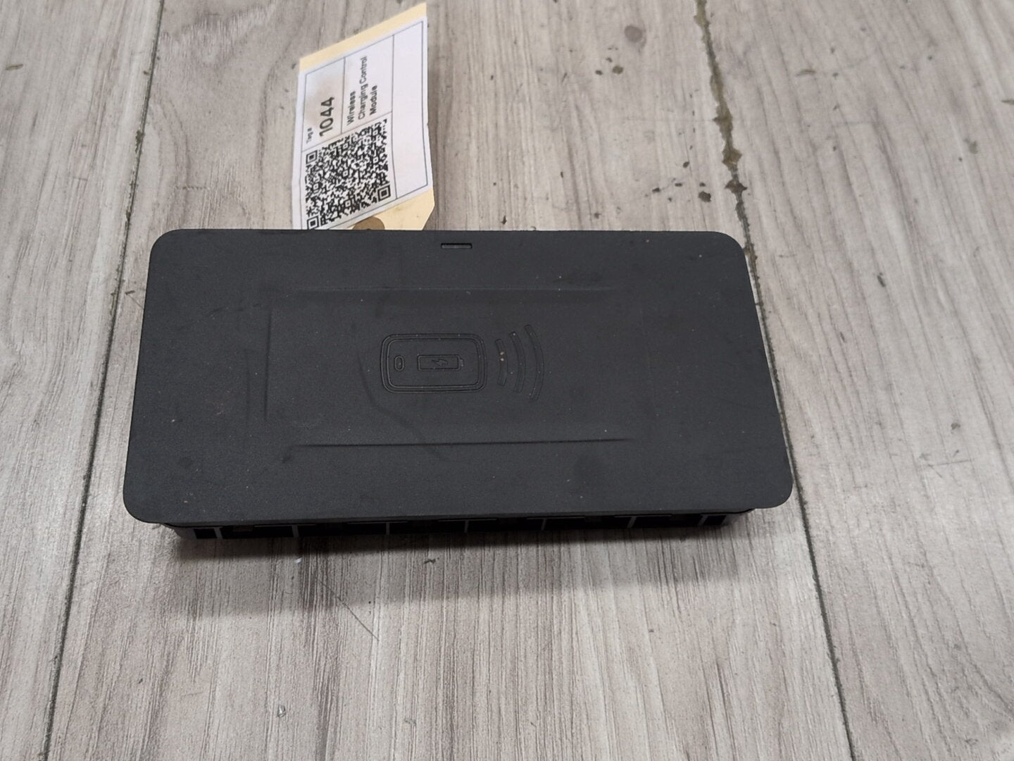 2023 - 2026 BMW M2 G87 Wireless Phone Charger Module 5a82c19 S58B30T0