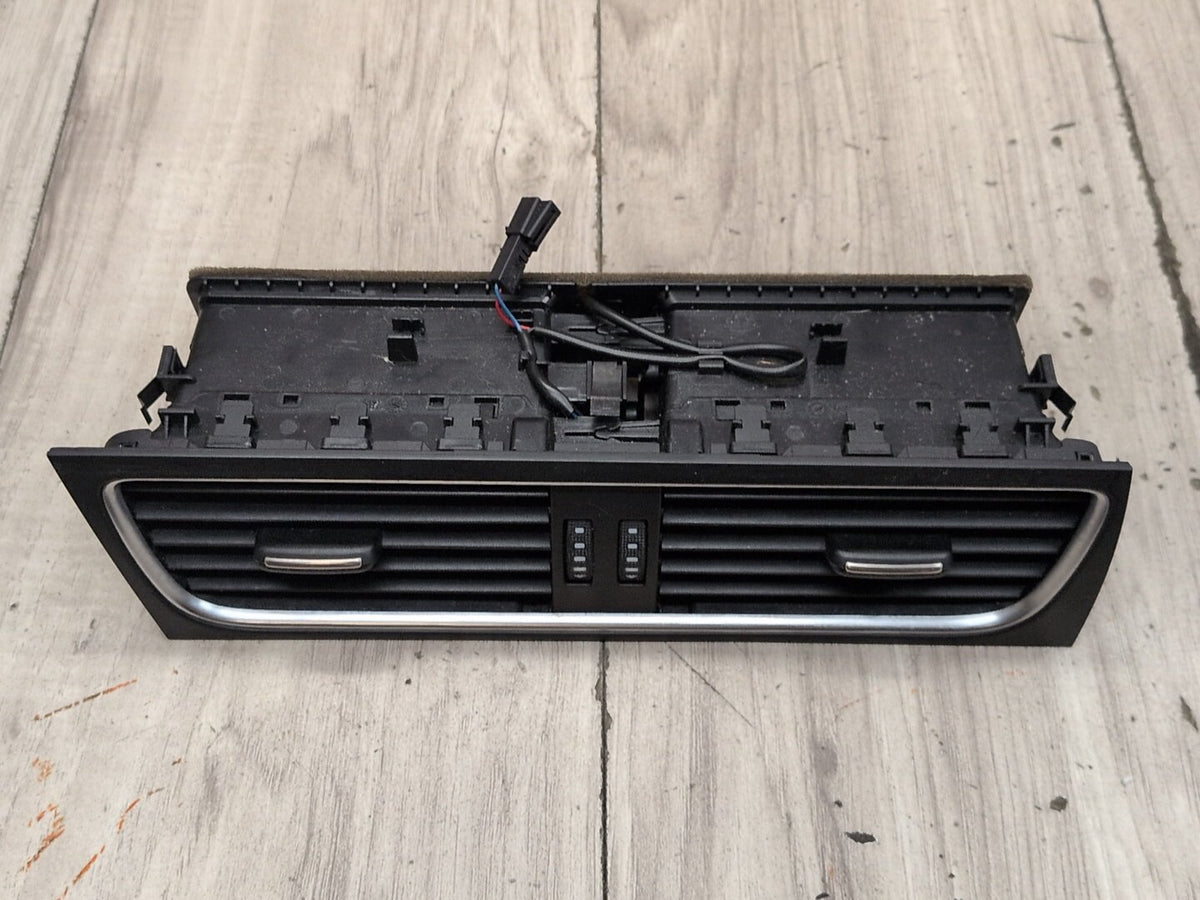 2008-2017 Audi S5 8T Dashboard Dash Board Middle Center Air Vent 8T1820951C OEM