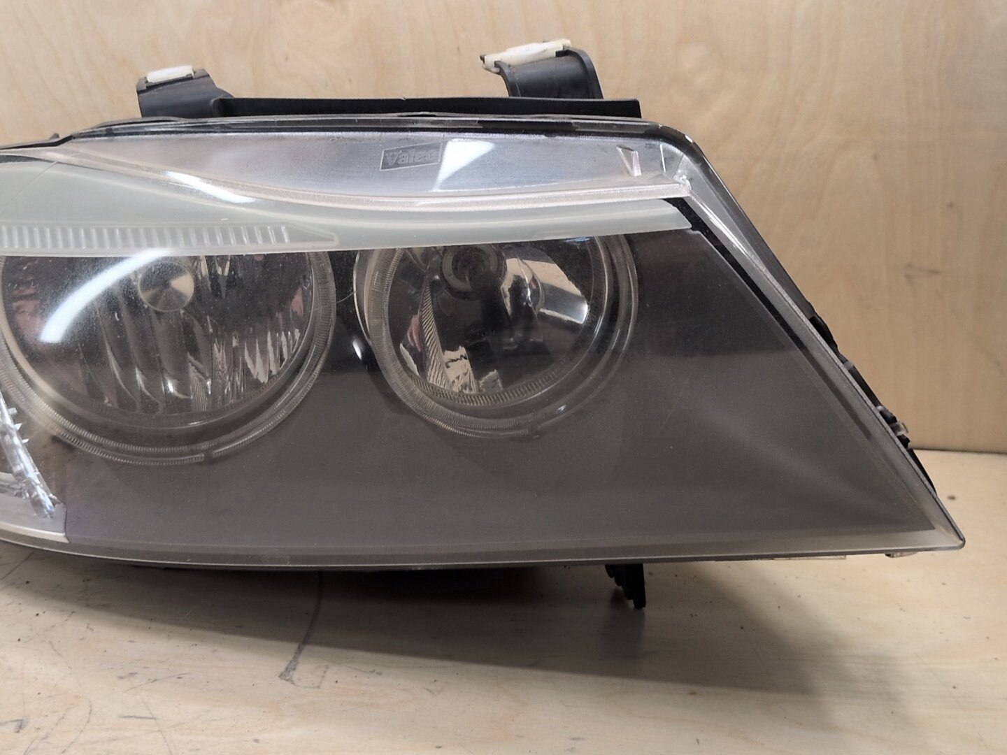 09-11 OEM BMW E90 328 335 LCI Right Passenger Side Halogen Headlight w/ Modules