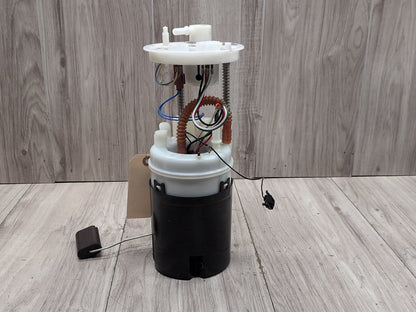 2014 - 2018 BMW X5 F85 Fuel Gas Tank Sending Unit Assembly 7180103 S63B44T2