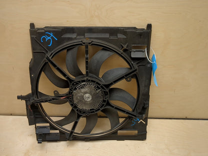 2007-2013 BMW X5 E70 Electric Cooling Fan Shroud Housing w/ Motor 7647753