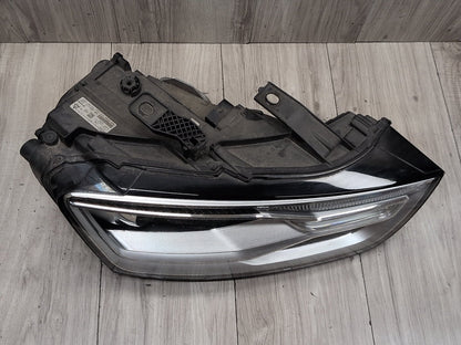 16-18 OEM Audi Q3 8U Front Right Passenger HID Xenon Headlight 8U0941006E