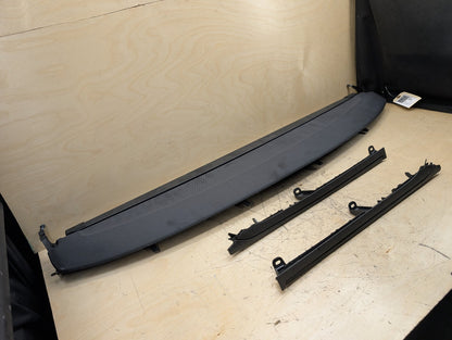 11-17 Audi RS5 8T Rear Center Electric Window Glass Roller Sunshade Blind
