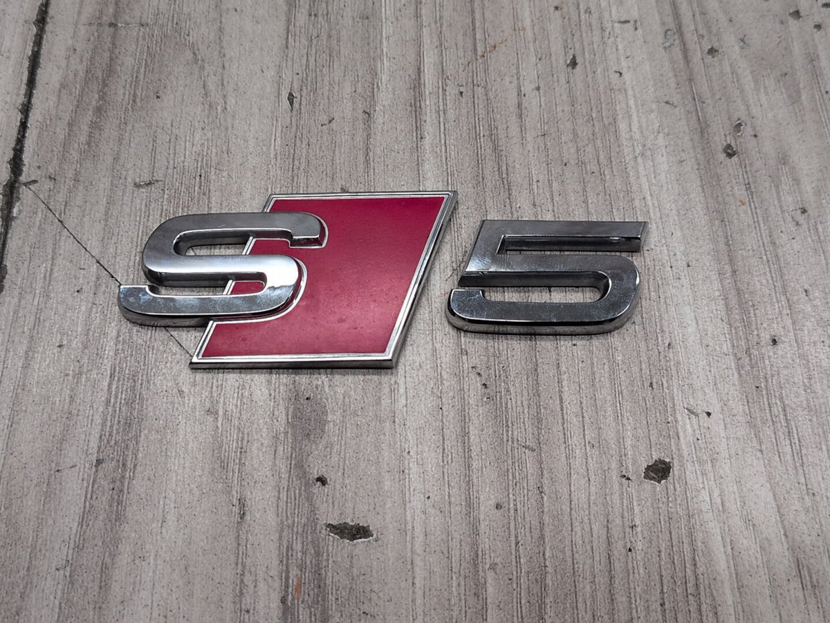 2008-2017 Audi S5 8T Liftgate Trunk Lid Badge/ Letters 8T0853735 OEM