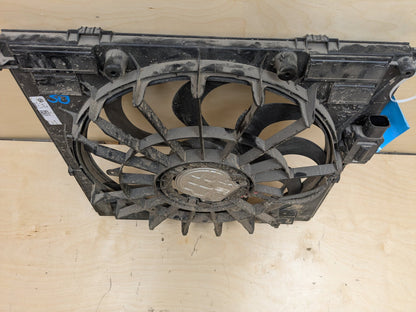 2018 - 2024 BMW X3 G01 Radiator Fan Shroud Housing w/ Motor 8487636 B46B20O1