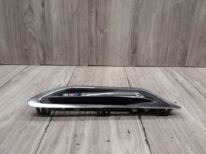 2011-2016 BMW M5 F10 Front Right Passenger Fender Trim Molding 7903880 OEM