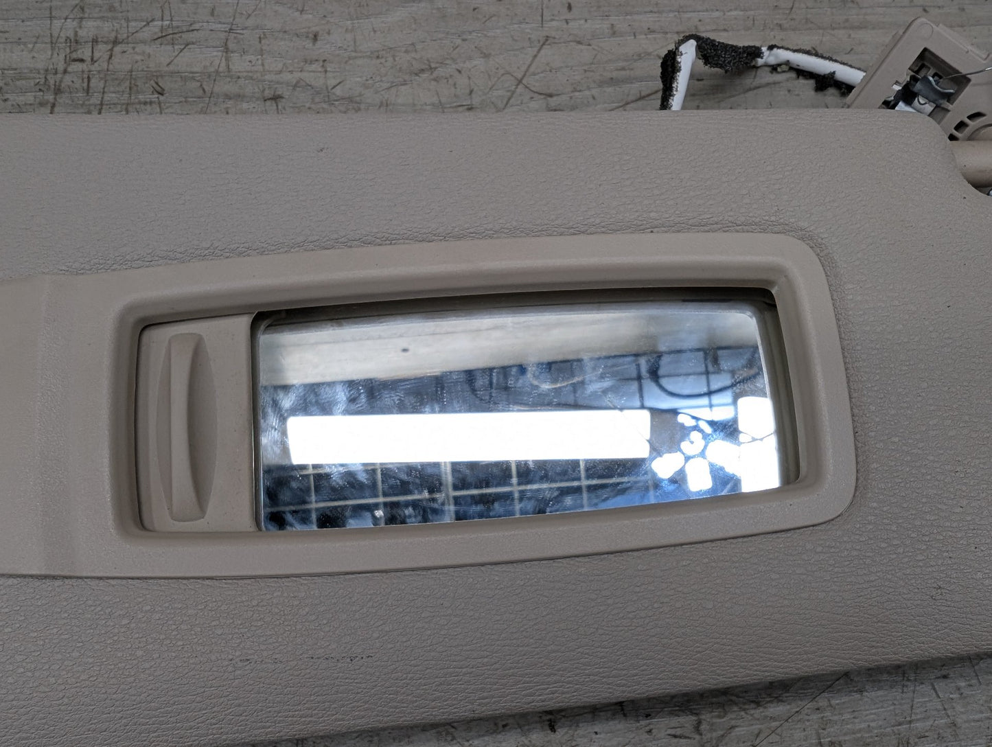 2014 - 2018 BMW X5 F15 Front Left Right Sun Visor SET 8059051 N63B44O1