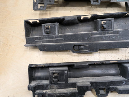2012-2018 BMW 320i F30 Right Passenger Side Skirt Rocker Panel Brackets SET 7256918
