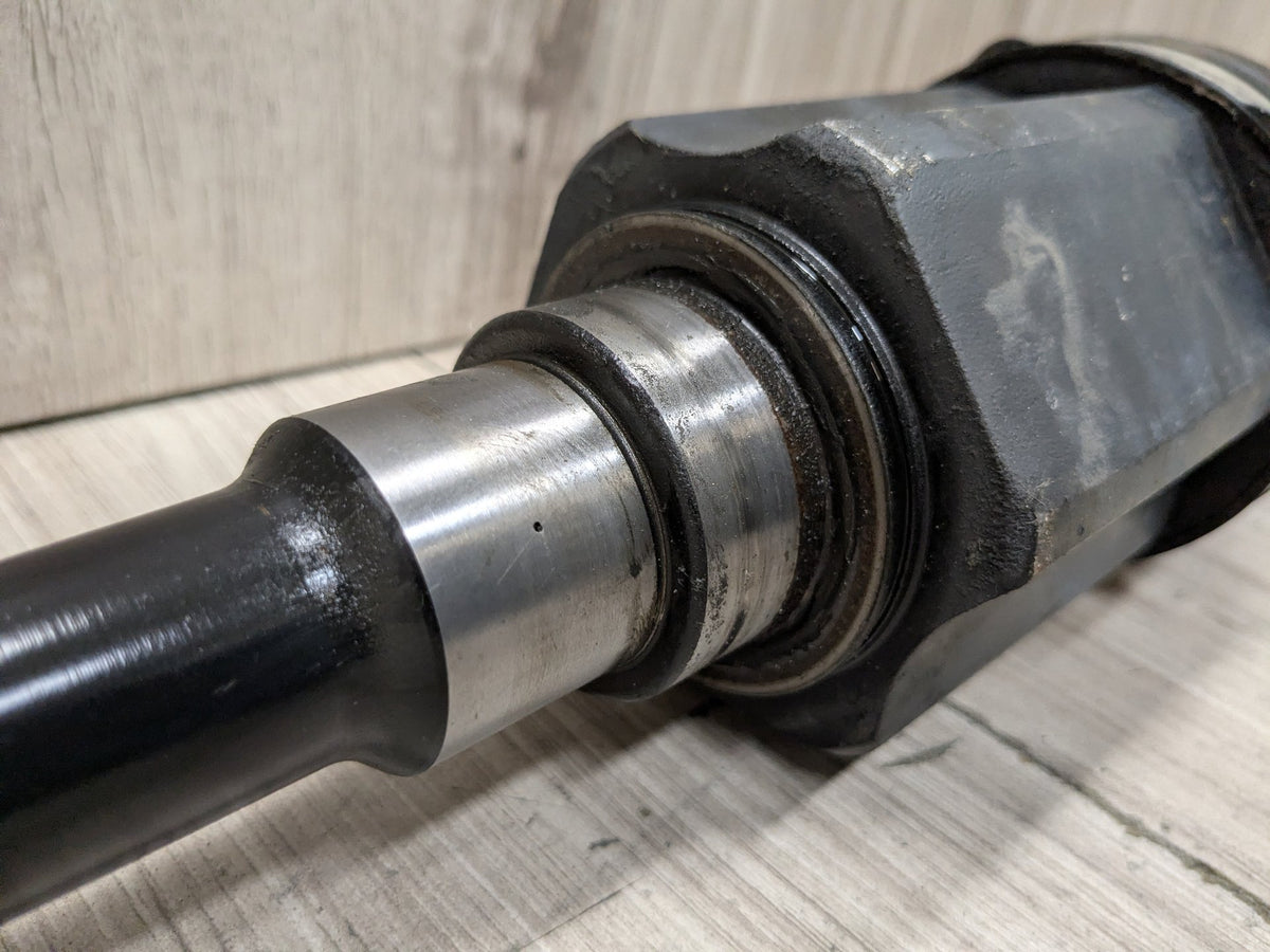 09-15 OEM BMW F01 750iX F02 750LiX Front Right Passenger Half Shaft CV Axle
