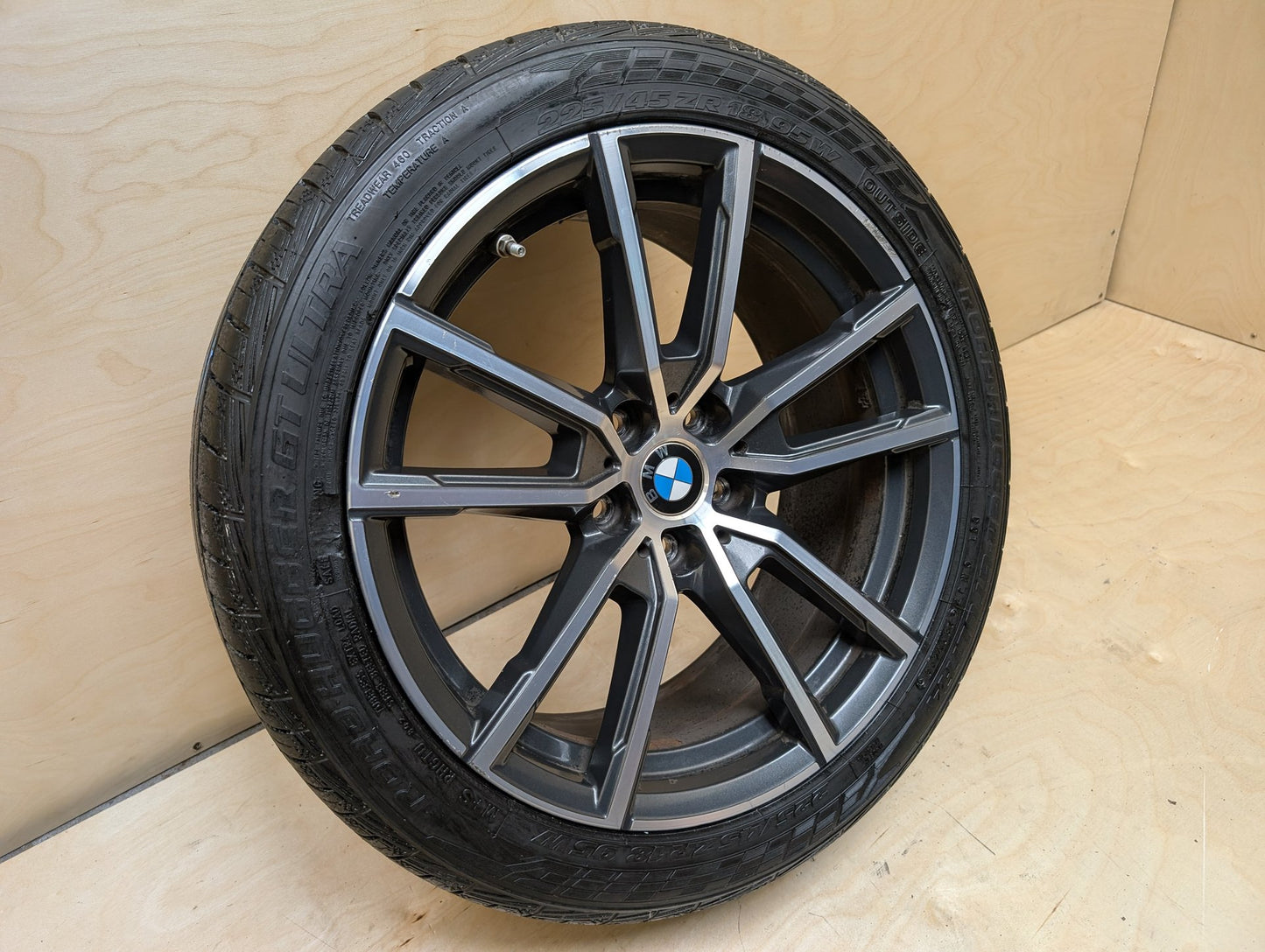 OEM BMW G20 G22 G23 G42 330 M340 FRONT Rim Wheel 18x7.5 ET25 V-spoke Style 780