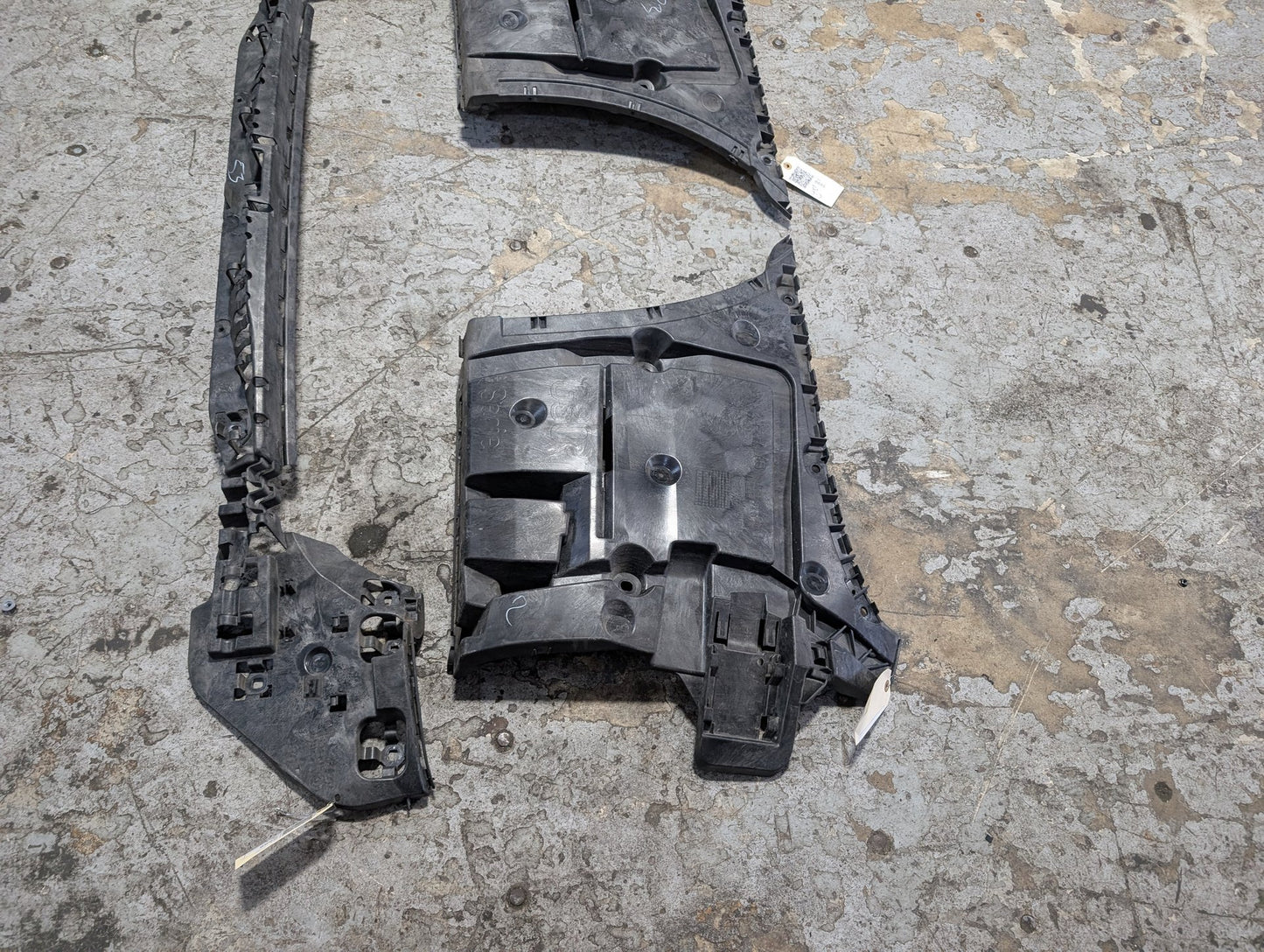 2017-2023 BMW 530i G30 Rear Left Right Center Bumper Support Brackets SET 7387297