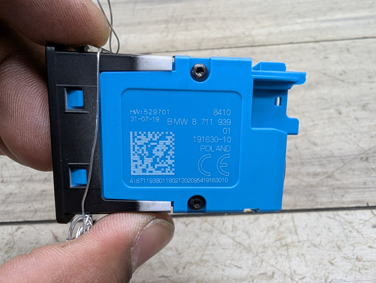 OEM BMW F44 F48 F97 G01 G05 G12 G20 G30 G80 USB Dual Type C Charger Port Socket