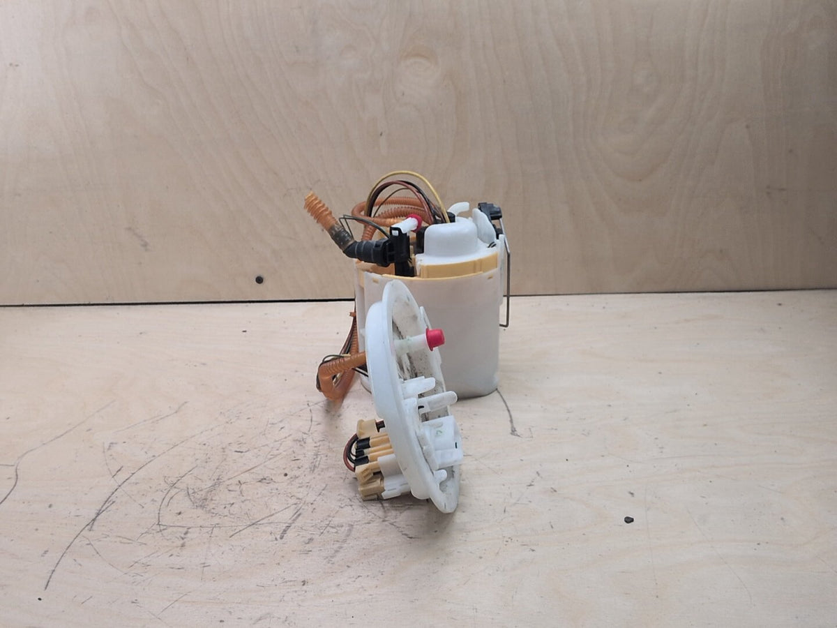 18-24 OEM BMW G01 G02 X3 X4 30i 30iX M40iX B46 B58 Sending Gas Tank Fuel Pump
