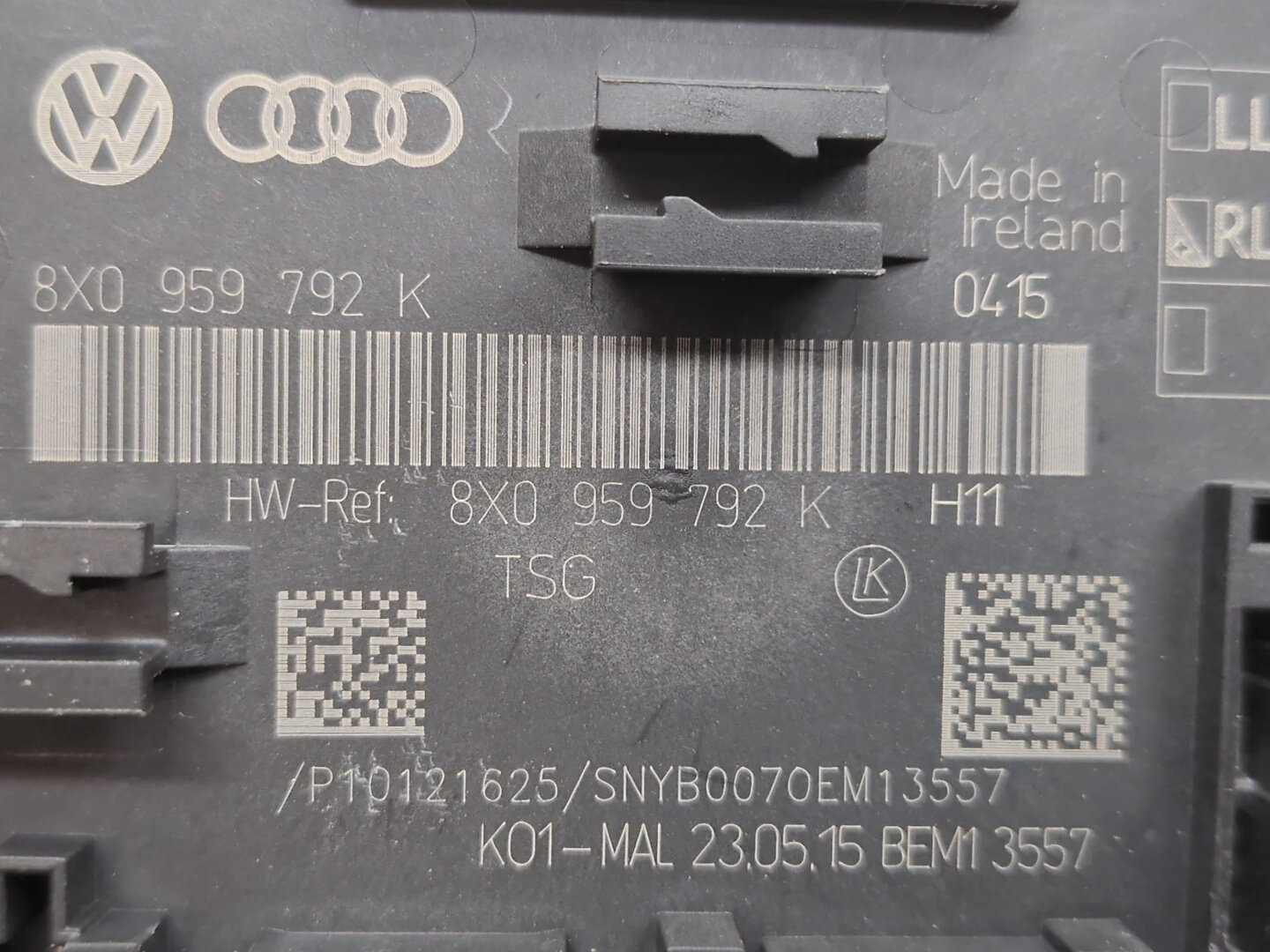 15-18 OEM Audi Q3 Front Right Passenger Side Door Window Control Module