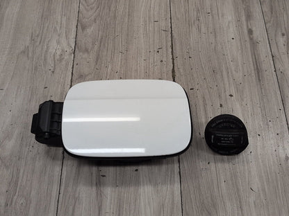 2010-2016 Audi S4 B8 Fuel Gas Tank Filler Cap Lid Cover 8E0010190S OEM