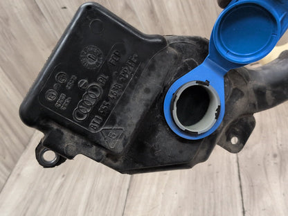 08-17 OEM Audi A4 A5 S4 S5 Windshield Fluid Reservoir Tank Assembly 8T0955453B