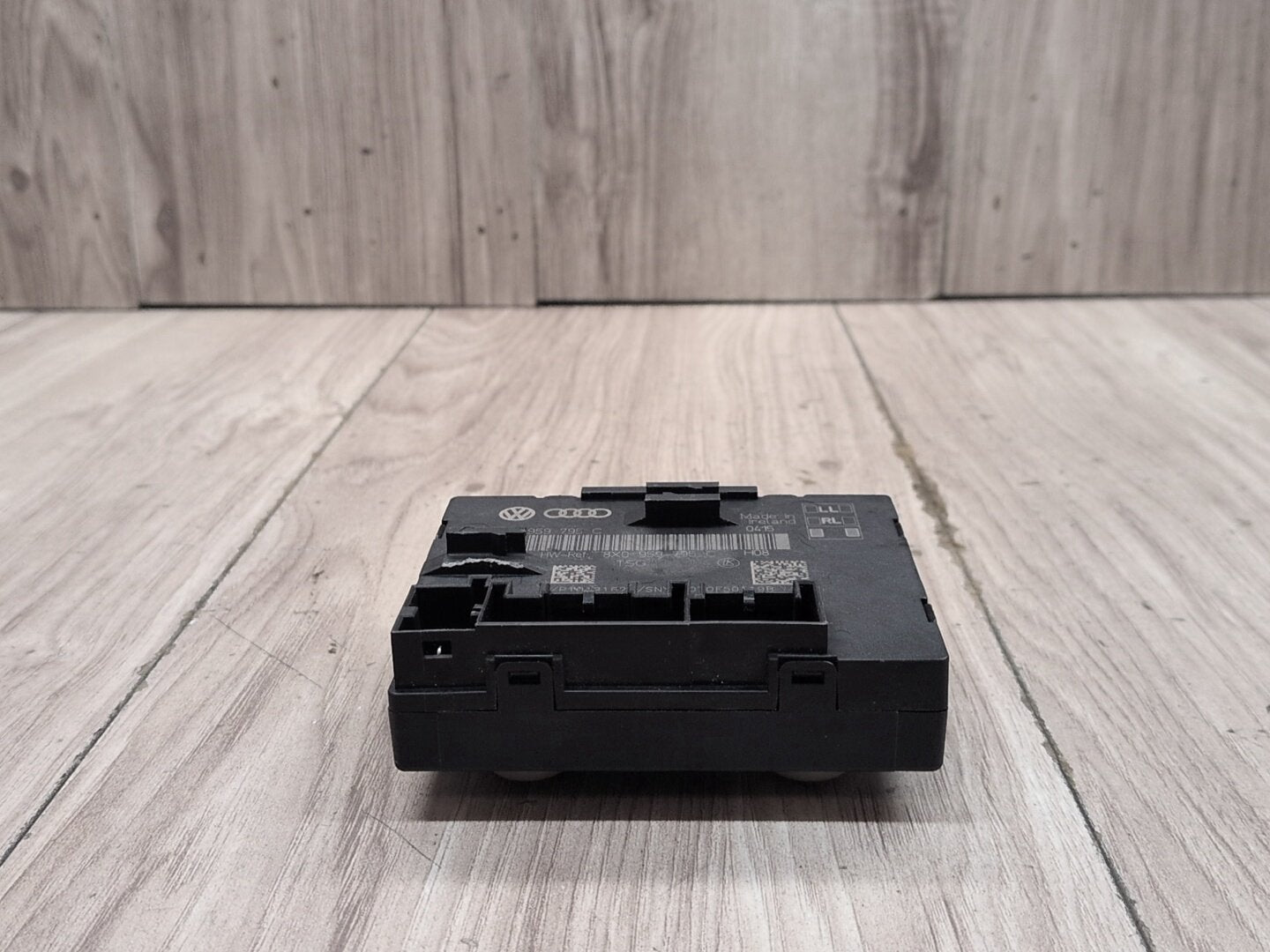 15-18 OEM Audi Q3 Rear Right Passenger Side Door Window Control Module