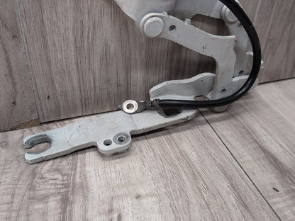 2006-2011 BMW 328i E90 Hood Bonnet Hinges SET 7210677