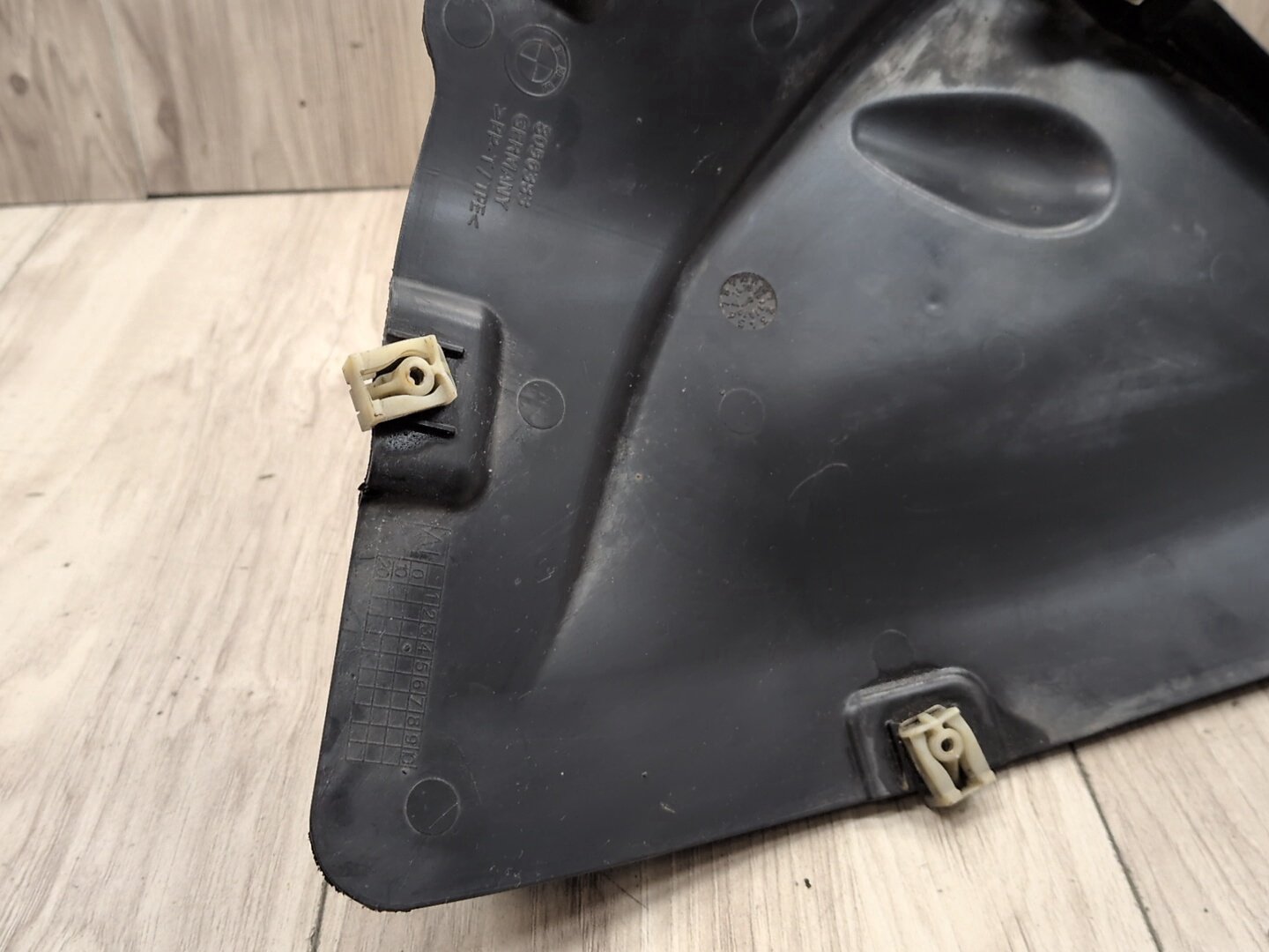 2015 - 2019 BMW X6 F86 Front Left Driver Bumper Mud Flap 8056383 S63B44T2