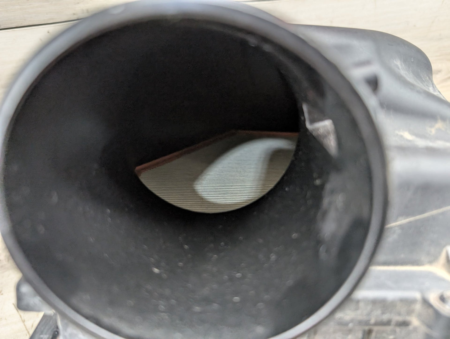 2018 - 2024 BMW X3 G01 Engine Air Filter Box Assembly 8620945 B58B30M0