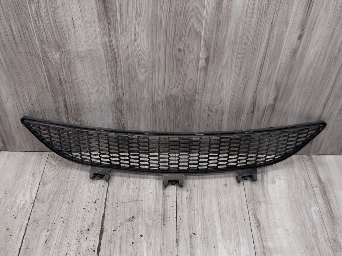2004-2010 BMW M6 E64 Front Middle Center Bumper Cover Grille 7898287 OEM