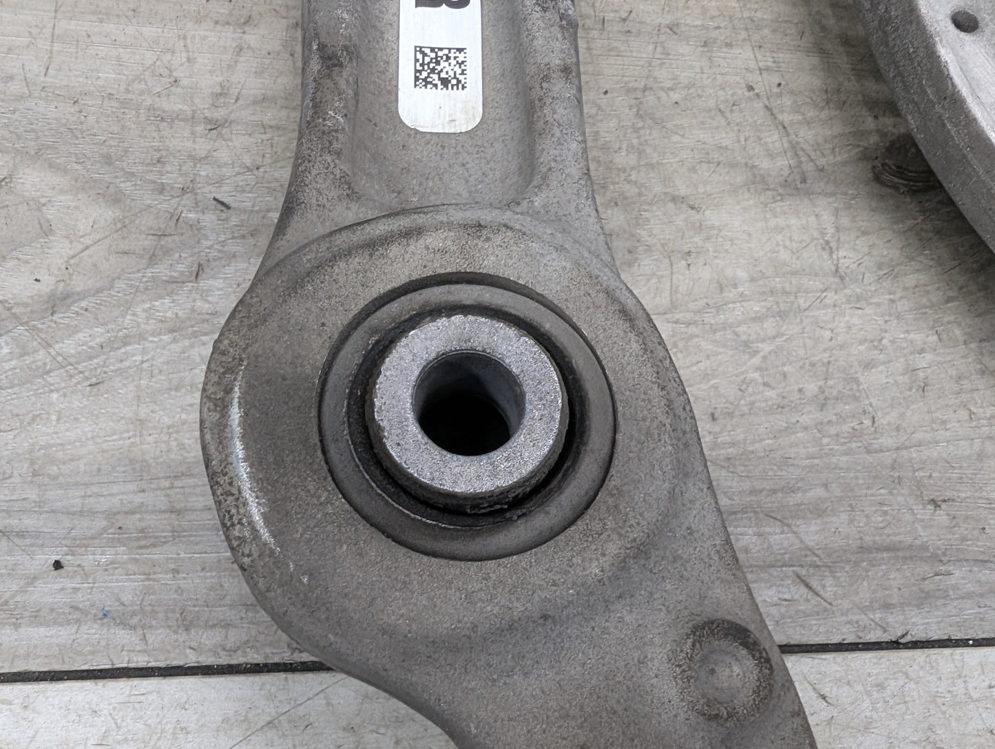 2009-2015 BMW 750Li F02 Front Right Passenger Control Arms SET 6857516