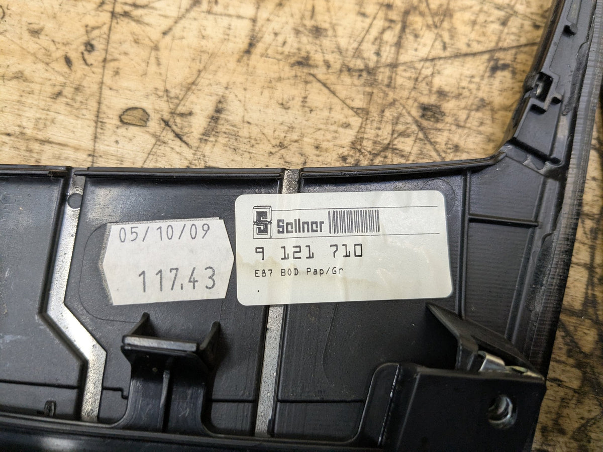 2008-2013 BMW 135i E88 Center Console Trim SET 9121704