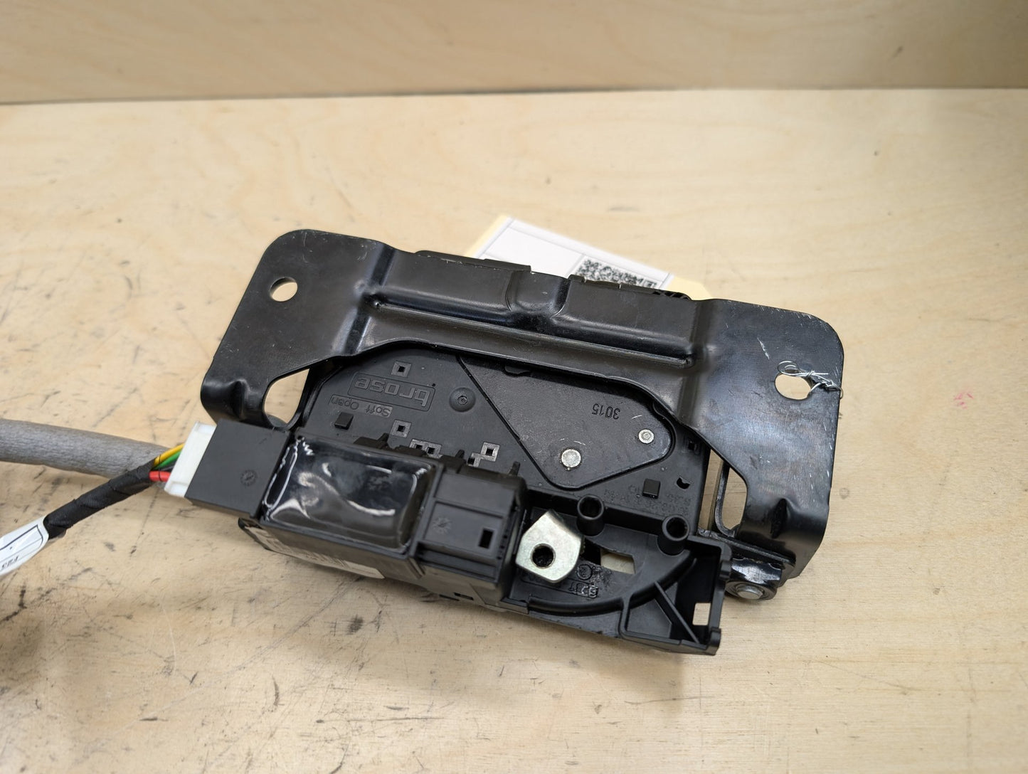 OEM BMW F36 428 430 435 440 Trunk Liftgate Hatchback Power Lock Latch Actuator